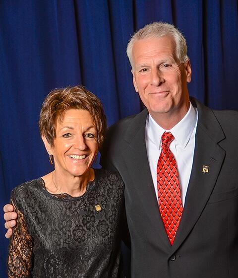 Donor Inspiration – Jane ’77 & Kelly ’76 Littlefield