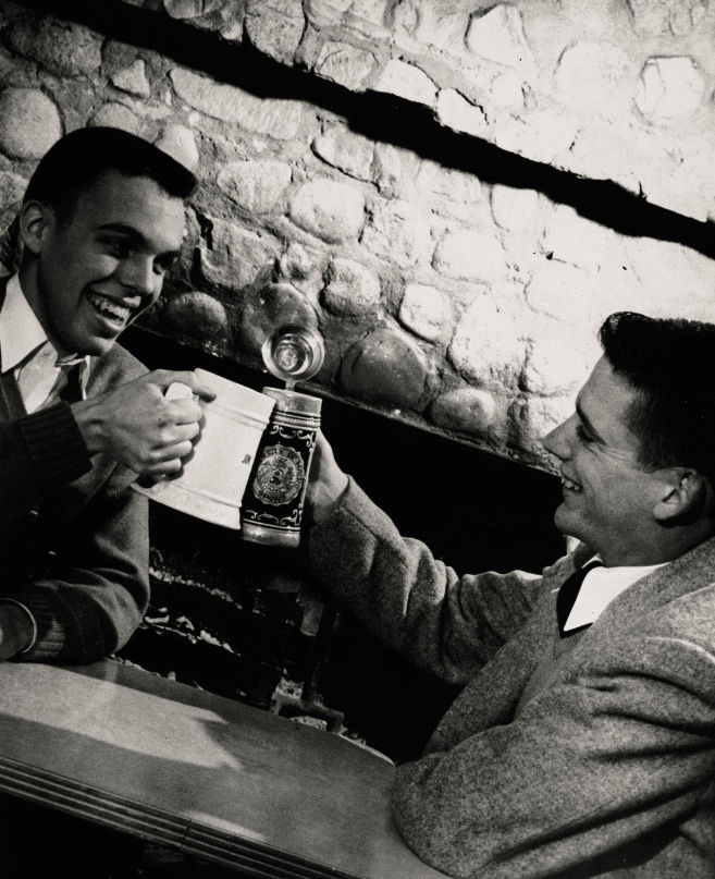 AR25 Stein Cheer Stein Cheer